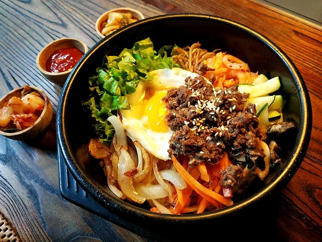 韓国語で美味しいは何という？実際においしかったときにはこうやって伝える！