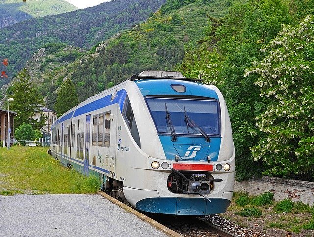 トレニタリアの予約の注意点を解説！列車の種類によって方法が違う？