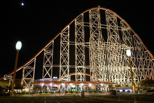 関東のおすすめ遊園地9選！大人も子供も楽しめる遊園地をご紹介！