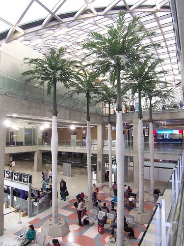 バンコク「スワンナプーム空港」を解説！買えるおみやげや市内へのアクセスを解説！