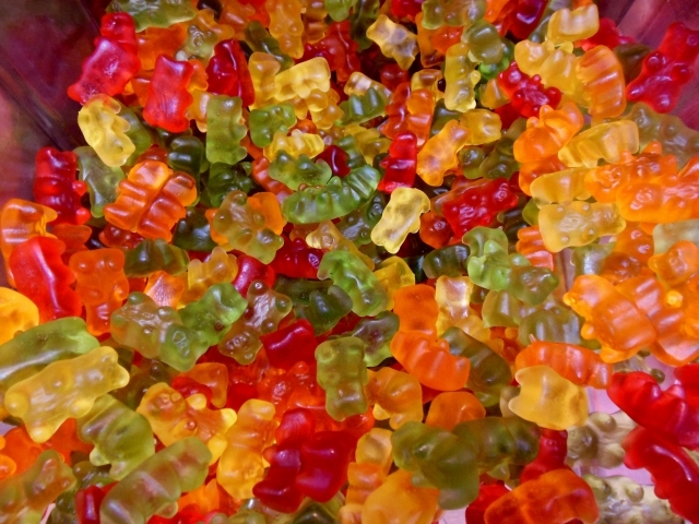 シュネッケンは世界一まずいグミ?特徴的な味や人気の秘密をご紹介!