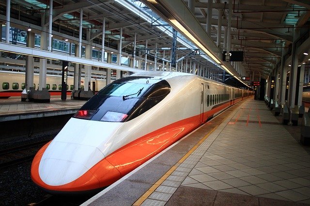 台湾版新幹線「高鐵」をご紹介！便利な電車の料金やチケットの買い方は？