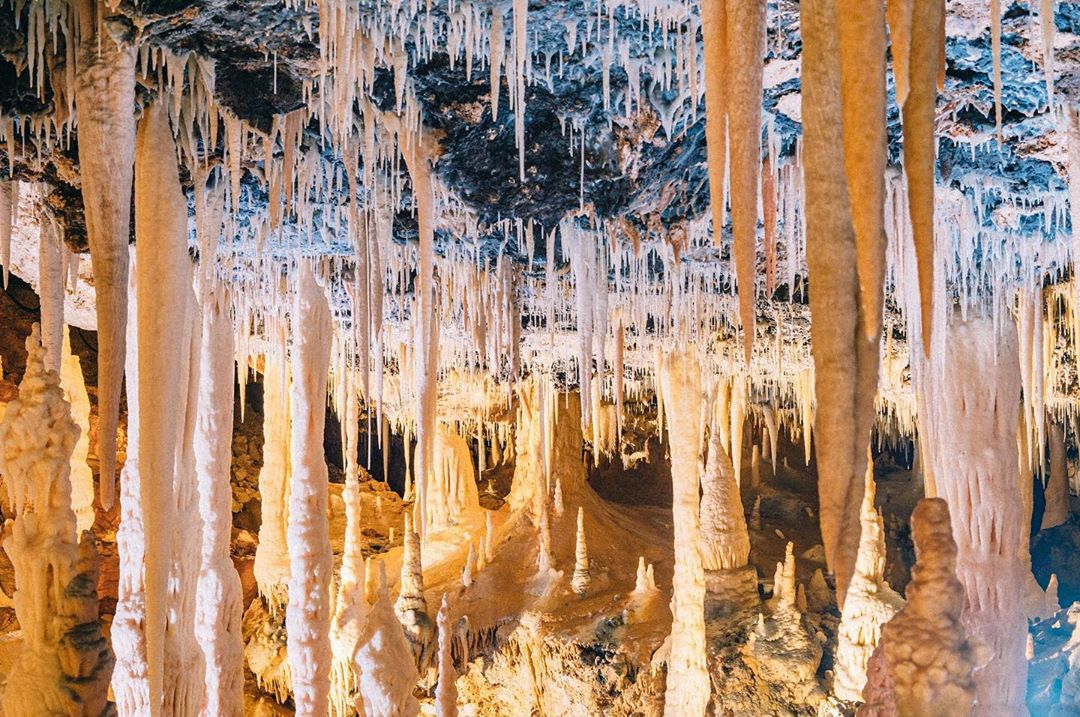沖縄の美しすぎる鍾乳洞14選！鍾乳洞を見るために沖縄旅行もアリかも！