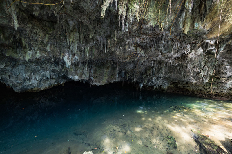 岩手の神秘的な鍾乳洞「龍泉洞」をご紹介！パワースポットの見どころは？