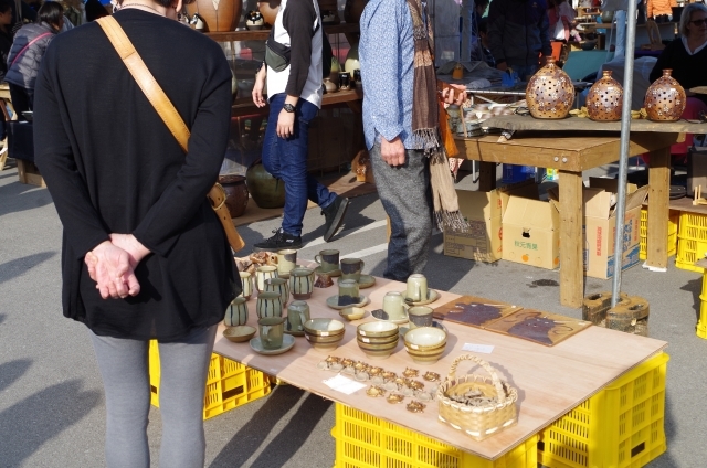 佐賀の大陶器市で自分好みの焼き物を見つけよう！陶芸イベントをご紹介！