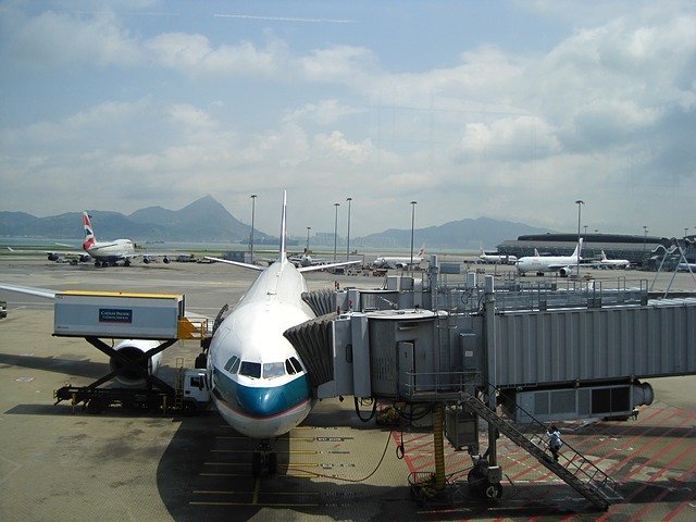 香港国際空港の乗り継ぎでの流れを解説!時間をつぶすおすすめの方法は?