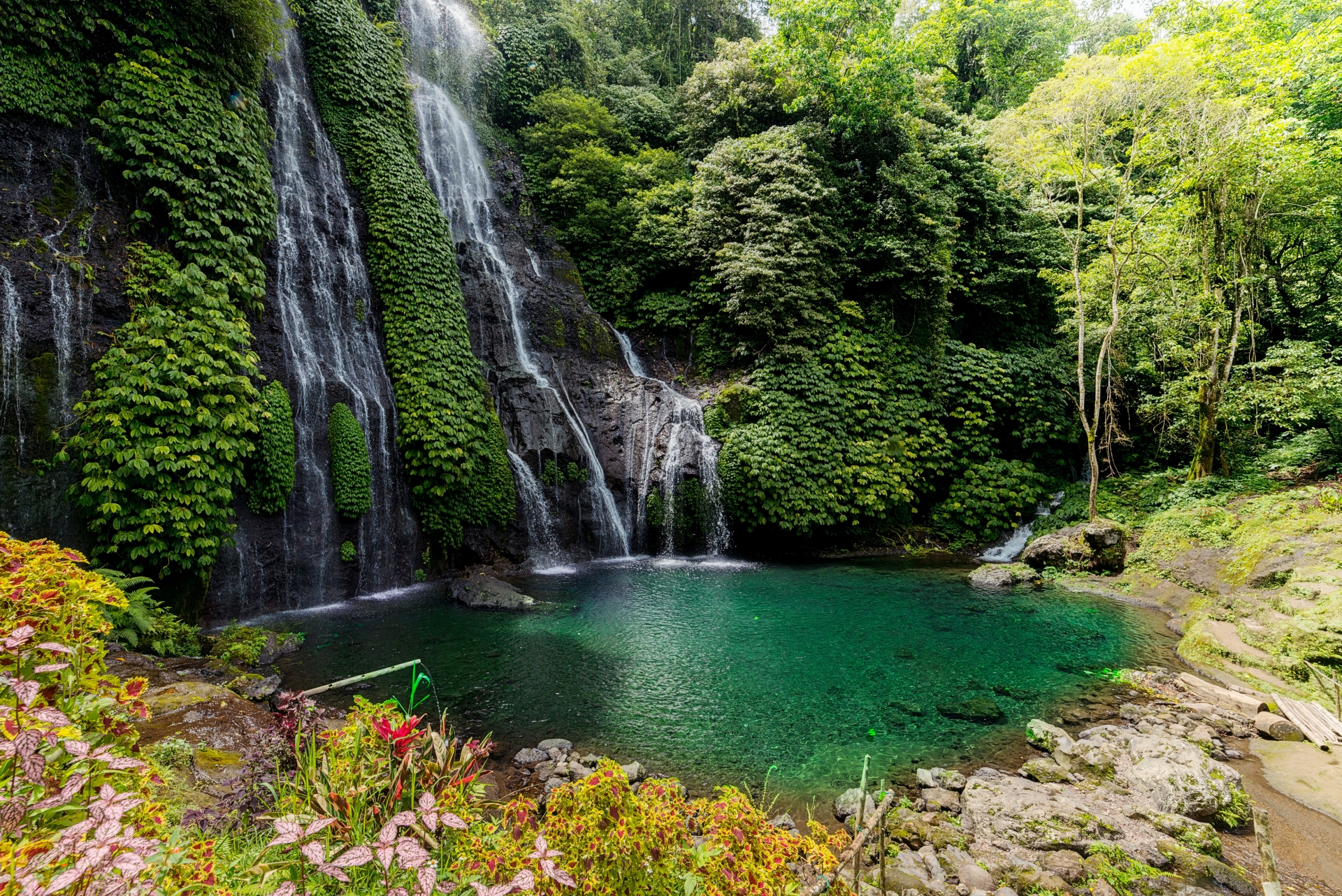 インドネシアのおすすめ観光スポット18選！自然あふれる名所もご紹介！のイメージ