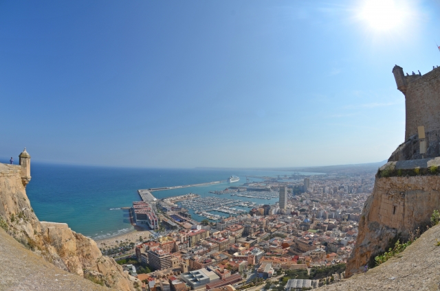 スペインの面積は日本の何倍?人口は?国土の大きさや違いを比較!