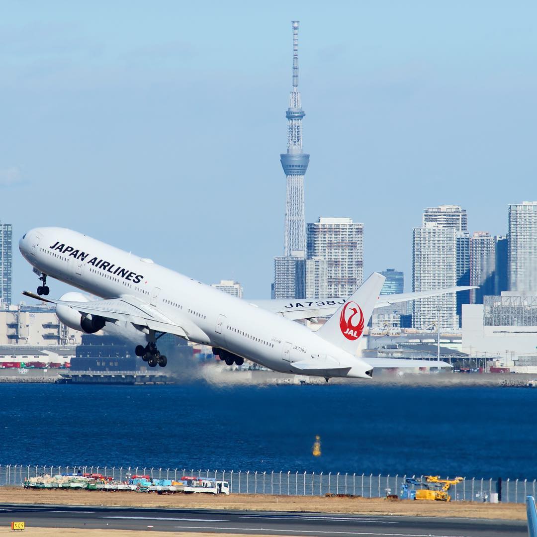 東京はドライブスポットの宝庫!デートにもピッタリの名所をご紹介!